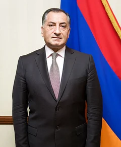 Կամո Արեյան